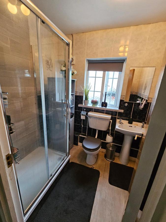 Private Room In Dublín Exterior foto